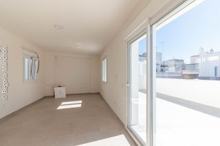 �tic en Calle rosario cepeda 24. �tico de obra nueva con vistas a la torre tavira: 57 m� de terra
