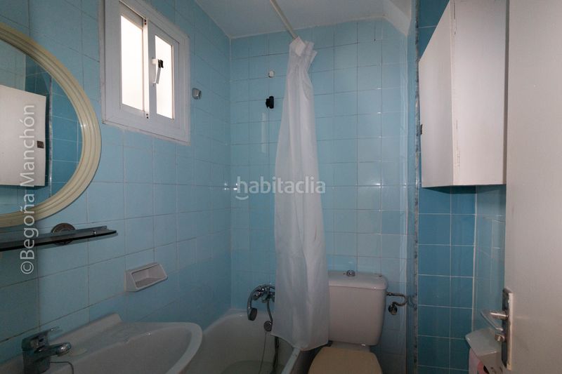 Foto 0ace36d8-9ec4-4b75-a813-3c7ef95da0ea. Piso "todo exterior, 6 dormitorios y luz a raudales en bahía blanca" en Cádiz