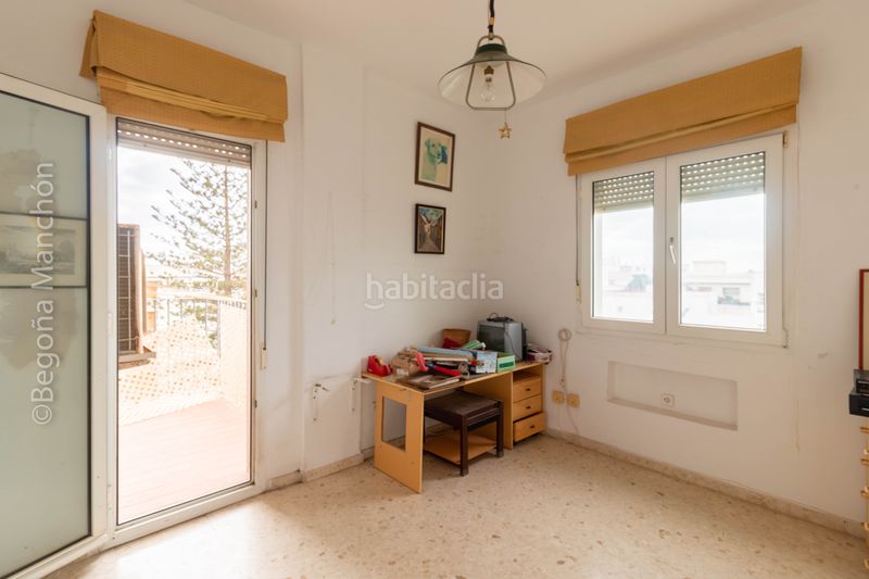 Foto 762ef076-ddde-4c21-a98a-810edceaca9e. Piso "todo exterior, 6 dormitorios y luz a raudales en bahía blanca" en Cádiz