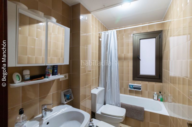 Foto 2163672b-33f3-4722-814b-99ea6ac8b60f. Piso exclusividad y luz en bahía blanca: 139 m² con terraza junto a las puertas de tierra en Cádiz