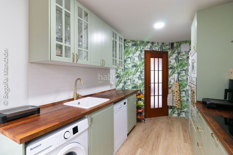 Foto a753a7d5-bc92-40c5-8499-b7996a1a4a74. Piso exclusividad y luz en bahía blanca: 139 m² con terraza junto a las puertas de tierra en Cádiz