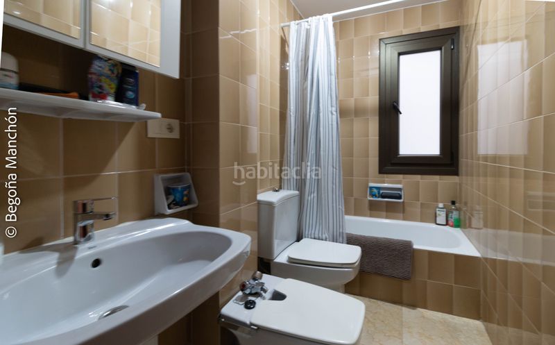 Foto f80e4d7f-de91-47f8-9a94-65e7c2062d68. Piso exclusividad y luz en bahía blanca: 139 m² con terraza junto a las puertas de tierra en Cádiz