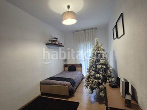 Foto 4837848e-3b20-480d-8d7f-a8997ca0ae9a. Casa adossada amb aparcament a Centro Bormujos