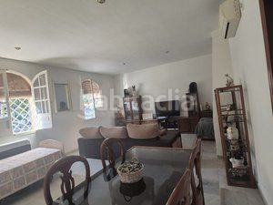 Foto dfd4e364-74b5-412f-8fde-16a14941e59d. Casa adossada amb aparcament a Centro Bormujos