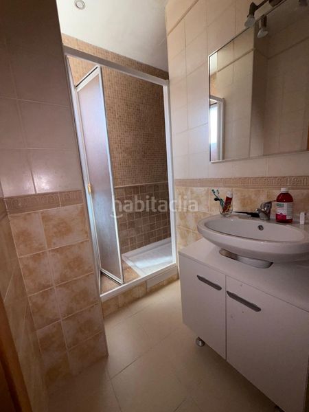Foto acdad492-cb8c-44a1-8ad5-2602c17ce31b. Casa adossada a Santiponce