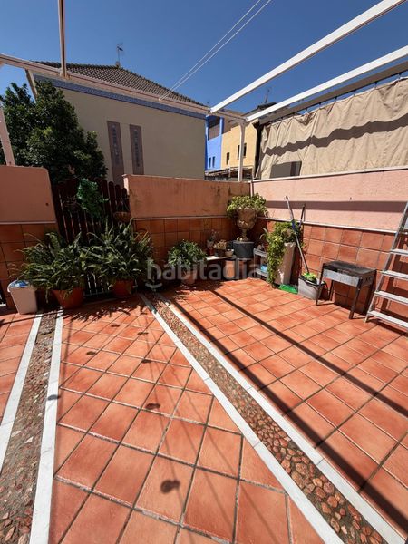 Foto b35d6b8e-eebc-4a71-abee-3961f72e8954. Casa adossada a Santiponce