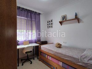 Foto 66f03d8d-b4dd-41ce-9188-3b7bc50c38b7. Casa adosada  en Centro Bormujos