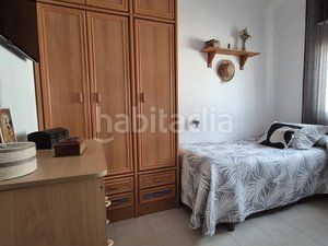 Foto 76a94179-99a1-43c0-b9ed-9402acdc4277. Casa adosada  en Centro Bormujos
