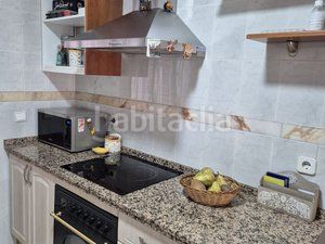 Foto d7aba88b-192b-4ce6-891c-439c1346f537. Casa adosada  en Centro Bormujos
