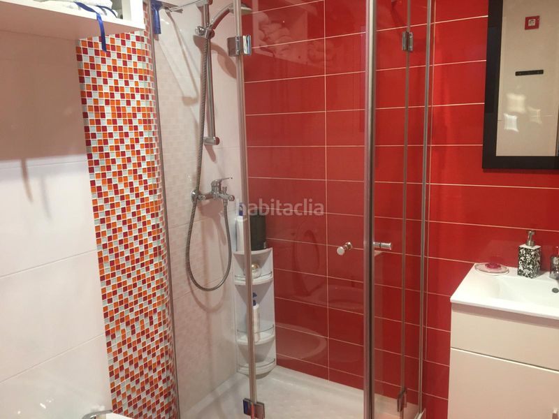 Foto 7b37605d-4028-4d04-933a-14920bac1a9c. Casa amb aparcament a Campana (La)