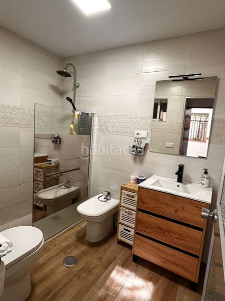 Foto 7b50c300-1c8d-4ef2-97b5-a52527637bc5. Casa adossada a Torreblanca Sevilla