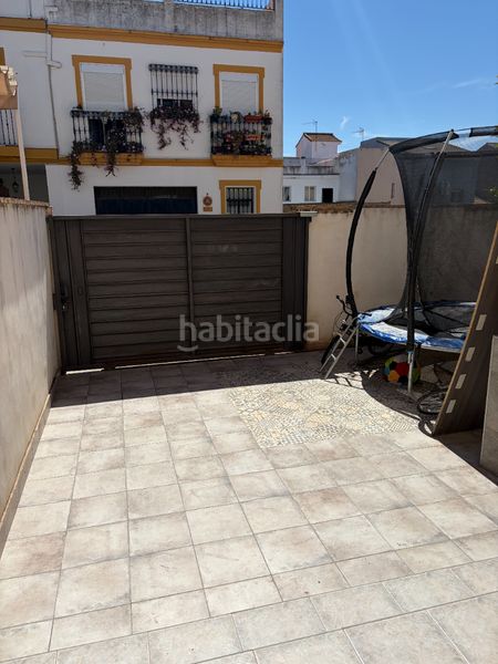 Foto 25c0d6ec-37ac-496c-aa02-ce8d4e29acb1. Casa adossada a Gines