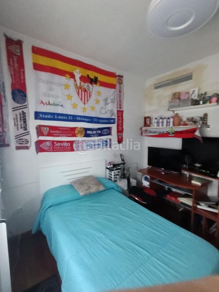 Foto 87c86f5f-9e92-46e1-bd0a-37ee1c66dccc. Pis amb aparcament a El Torrejón - El Cerezo Sevilla