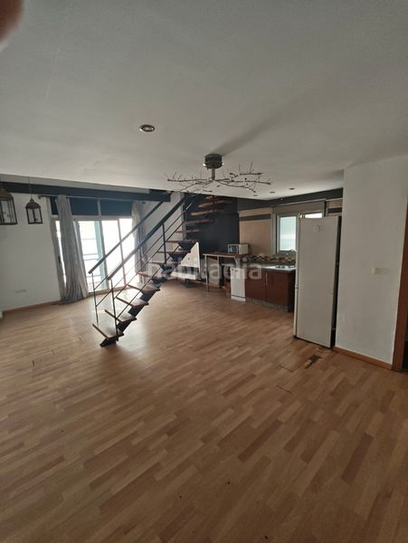 Foto 5c56e1f0-3132-486b-a774-07daf81e958f. Loft amb aparcament a Centro Bormujos