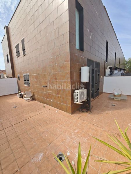Foto d72a38c1-ea1c-4a94-86d9-0b8e461e6205. Loft amb aparcament a Centro Bormujos