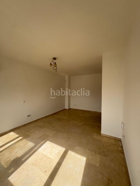 Foto 45eb96ff-f40c-4a44-b2ac-524c944e9434. Pis a Bellavista Sevilla