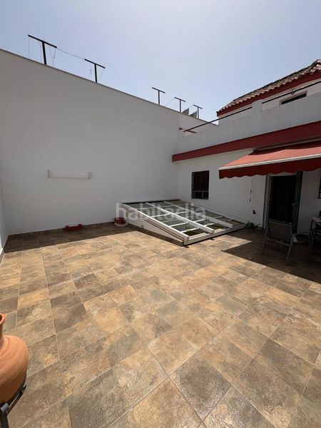 Foto 57d208f0-c6d8-4083-89ce-a0fee42c96fc. Casa adossada amb aparcament a Vista Azul - Consolación Dos Hermanas