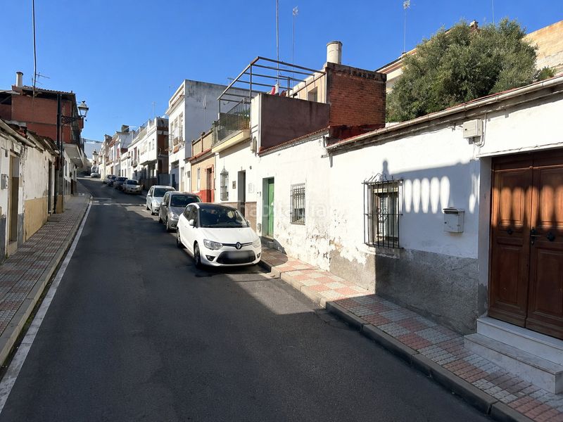 Foto 5f5af790-14af-43f4-8a22-f28d5bf6b882. Casa adossada a Santa Eufemia Tomares