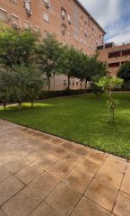 Pis a Pino Montano - Consolación. Piso de 3 habitaciones y dos baños con garaje