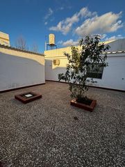 Casa adossada en Bollullos de la Mitaci�n. Casa adosada de esquina en bollullos de la mitaci�n