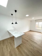 Miete Etagenwohnung  Calle del real jaén. Alquila piso reformado en el centro