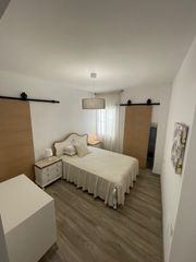 Rent Apartment in San Bartolomé - Millán de Priego. Alquiler de bonito apartamento con terraza y vistas en el centro