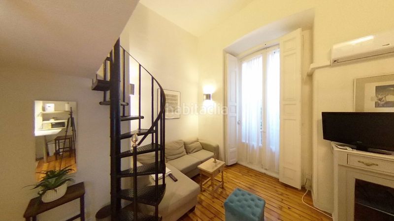 Foto 77ad3a13-1010-4b0a-bb0c-13a2a0a6f934. Rent flat with heating in Cortes-Huertas Madrid