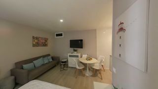 Affitto Appartamento  Ronda de valencia. Estudio en alquiler en ronda de valencia 14, lavapiés-embajadore
