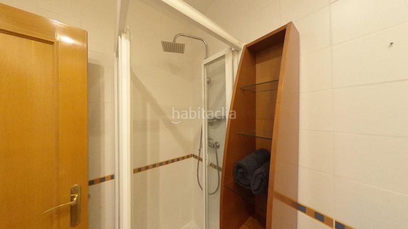 Foto f017bef3-cb5f-42c6-a4a7-602c1ae57790. Rent flat with heating in Pacífico Madrid