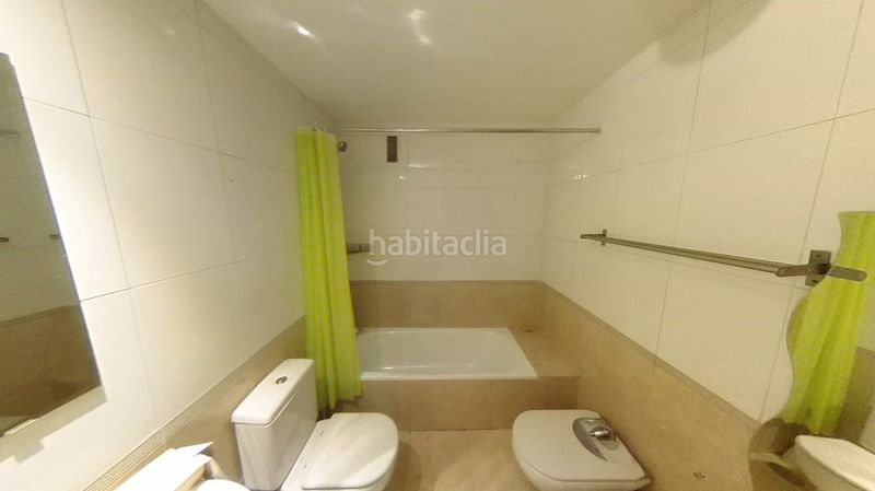 Foto 3c9b0f47-f5b2-41fb-abc6-d6ead58c620f. Lloguer pis amb calefacció piscina a Palacio Madrid