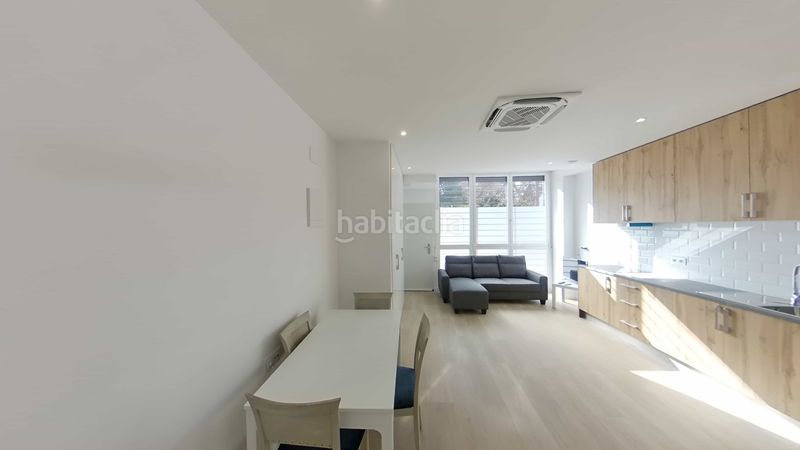 Foto 795576e5-238b-4039-a557-3ca9d19fde6e. Rent flat with heating in Lucero Madrid