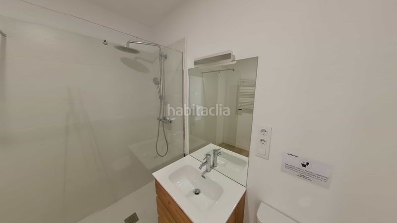 Foto b857ed14-b064-461f-bcbe-3f2b28d38c09. Rent flat with heating in Lucero Madrid