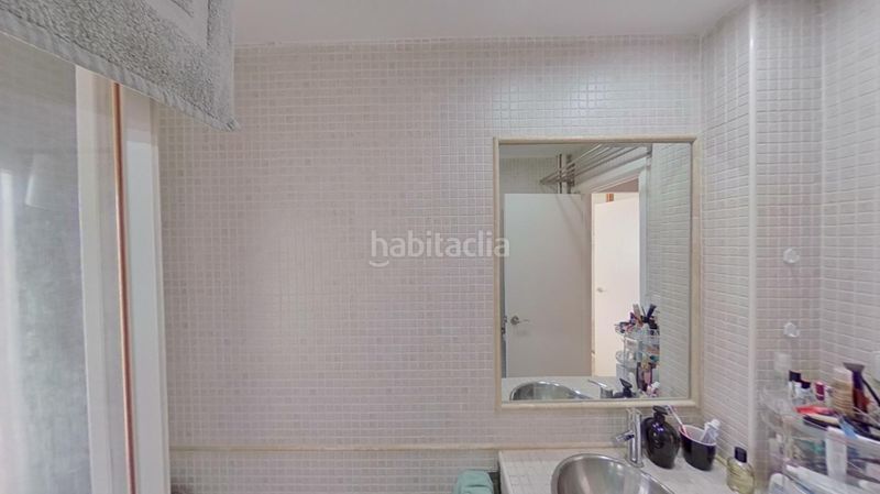 Foto ce0aa902-5e29-47d7-a98e-c02cfc91e745. Lloguer pis amb calefacció a Guindalera Madrid