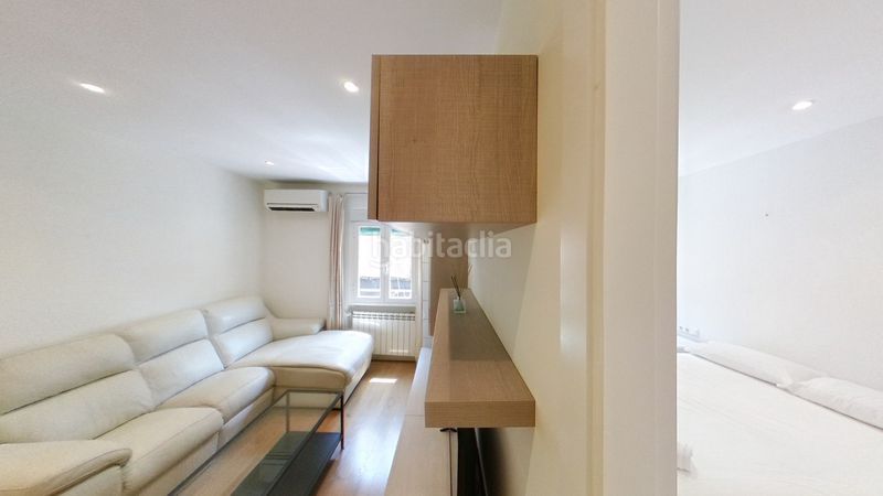 Foto 2347fcc8-7610-4a47-a1d1-2716fee7f3c2. Rent flat with heating in Valdeacederas Madrid