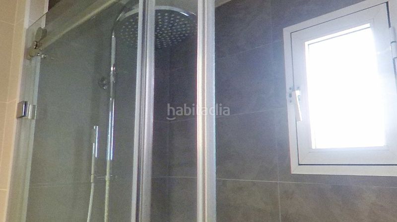 Foto 4c7e1e58-cd6b-41b4-9359-d55a4c746ec5. Rent flat with heating in Valdeacederas Madrid