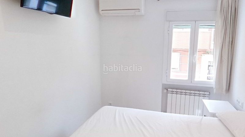 Foto cd89595d-02e4-4d8d-b100-83f64264d279. Rent flat with heating in Valdeacederas Madrid