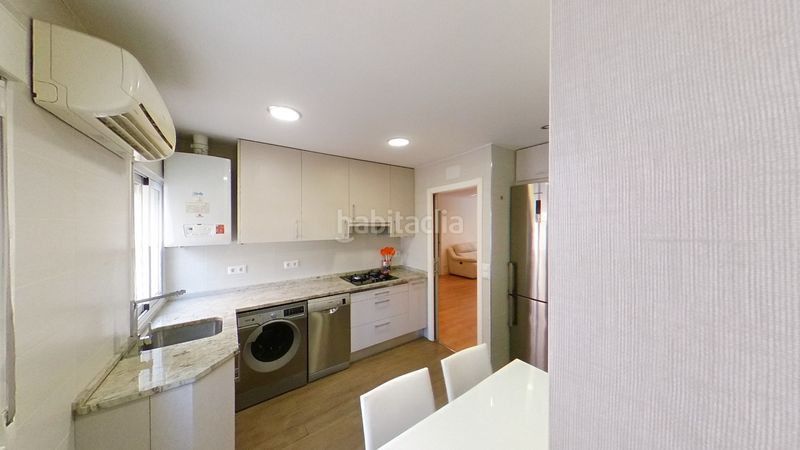 Foto e574df3a-42d9-4f1a-a8e1-f2c8b62dea52. Rent flat with heating in Valdeacederas Madrid