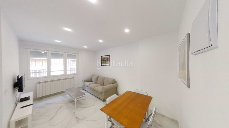 Foto 824fa07a-7f98-4ffd-8d1c-93e4a9028745. Rent flat with heating in Fuente del Berro Madrid