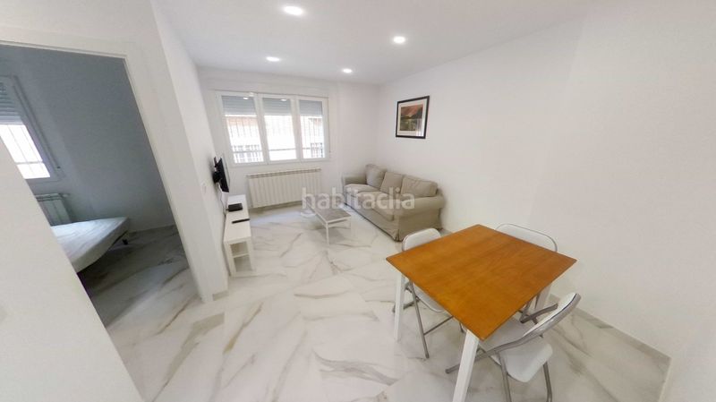 Foto 8c72ef32-3600-47b4-aadd-ff20718398cd. Rent flat with heating in Fuente del Berro Madrid