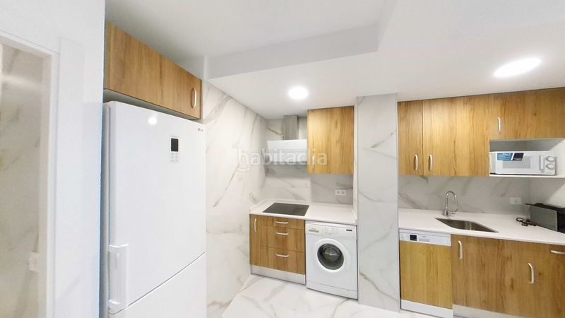 Foto c180f782-a3f7-4ff6-b348-a3e7599cc690. Rent flat with heating in Fuente del Berro Madrid
