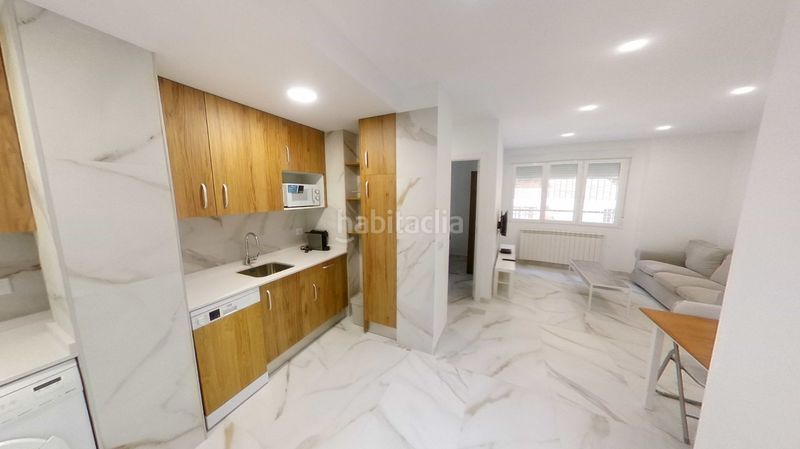 Foto c80fead2-9534-464a-a2e3-1603ea05bc2a. Rent flat with heating in Fuente del Berro Madrid