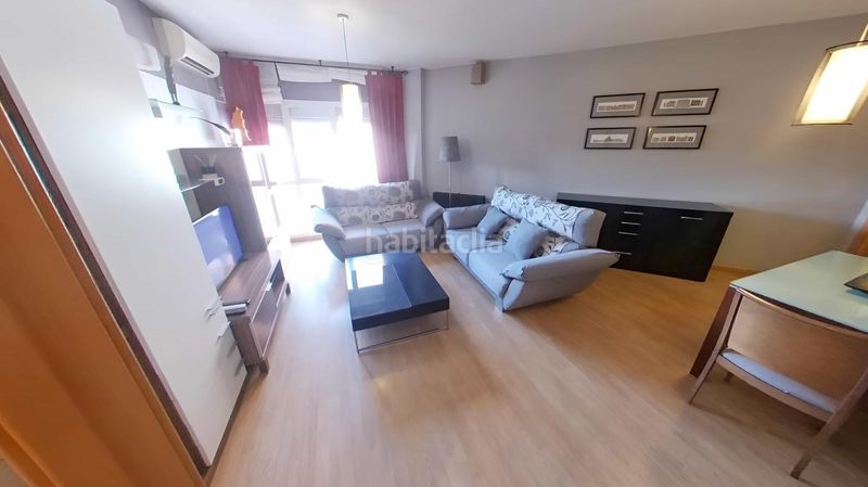Foto 8cf31913-62d6-4a40-847a-61bd0f17f3bb. Rent flat with heating in Palomeras Bajas Madrid