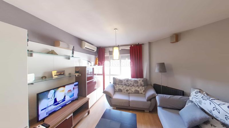 Foto 955a3d6e-75f4-4c12-8f73-5fa7e20e8241. Rent flat with heating in Palomeras Bajas Madrid