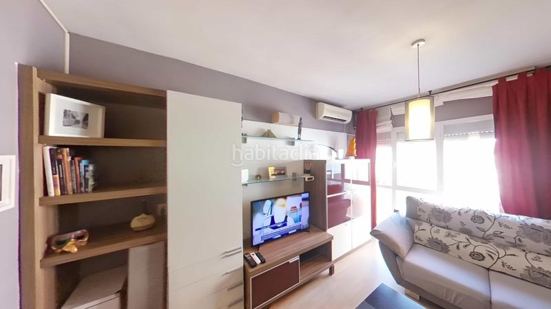 Foto f5f7e9a2-ea1a-444f-8729-f98e046393de. Rent flat with heating in Palomeras Bajas Madrid
