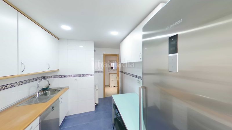 Foto 810d16e7-818b-47b3-9650-8c0a50940931. Rent flat with heating in Valdeacederas Madrid