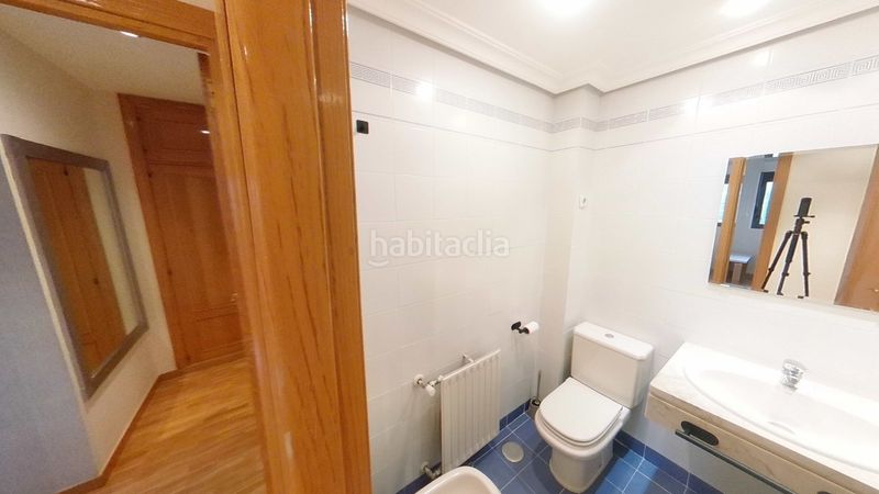 Foto 351618d0-61e3-4ccd-b28b-d2960ed66fde. Lloguer pis amb calefacció piscina a San Juan Bautista Madrid