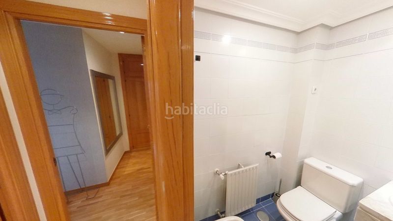 Foto 5d656b83-4085-4ac4-9a37-974df94f2774. Lloguer pis amb calefacció piscina a San Juan Bautista Madrid