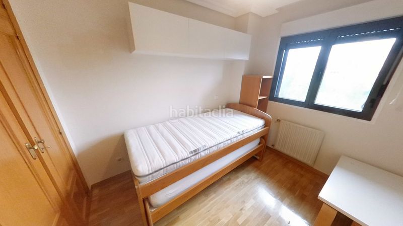 Foto 5eac1ff5-5686-4f2e-b41c-819e9b99fbc9. Lloguer pis amb calefacció piscina a San Juan Bautista Madrid