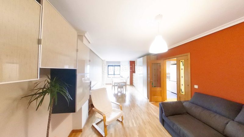 Foto 5f353b51-1ea7-461c-a7d6-0f204b9a21c6. Lloguer pis amb calefacció piscina a San Juan Bautista Madrid