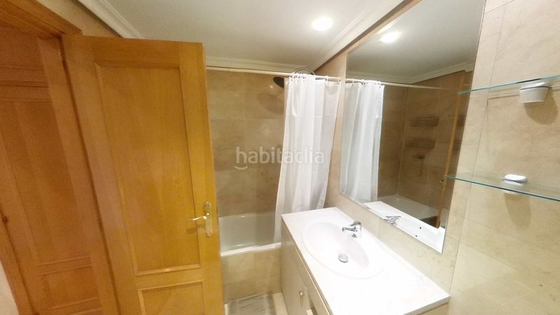 Foto ba24db0f-51a1-42bd-84bc-66f63ee67dc8. Lloguer pis amb calefacció piscina a San Juan Bautista Madrid